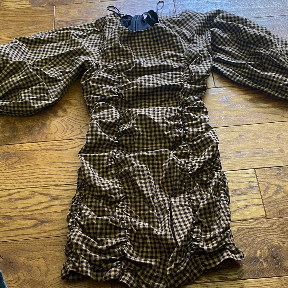 Zara Black and Cream Gingham Ruched Mini Dress with Puff Sleeves